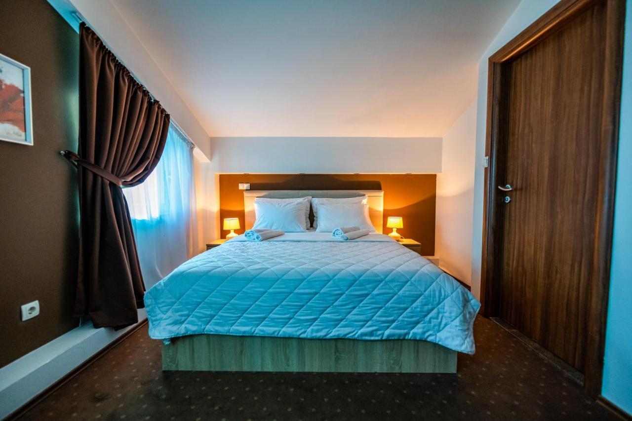 Hotel Oasis Gnojnice Kültér fotó