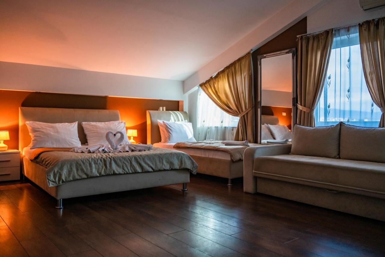 Hotel Oasis Gnojnice Kültér fotó