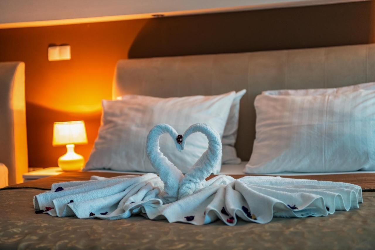 Hotel Oasis Gnojnice Kültér fotó