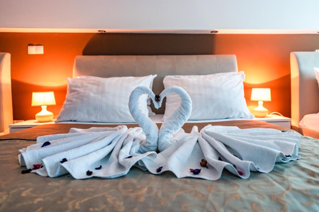 Hotel Oasis Gnojnice Kültér fotó