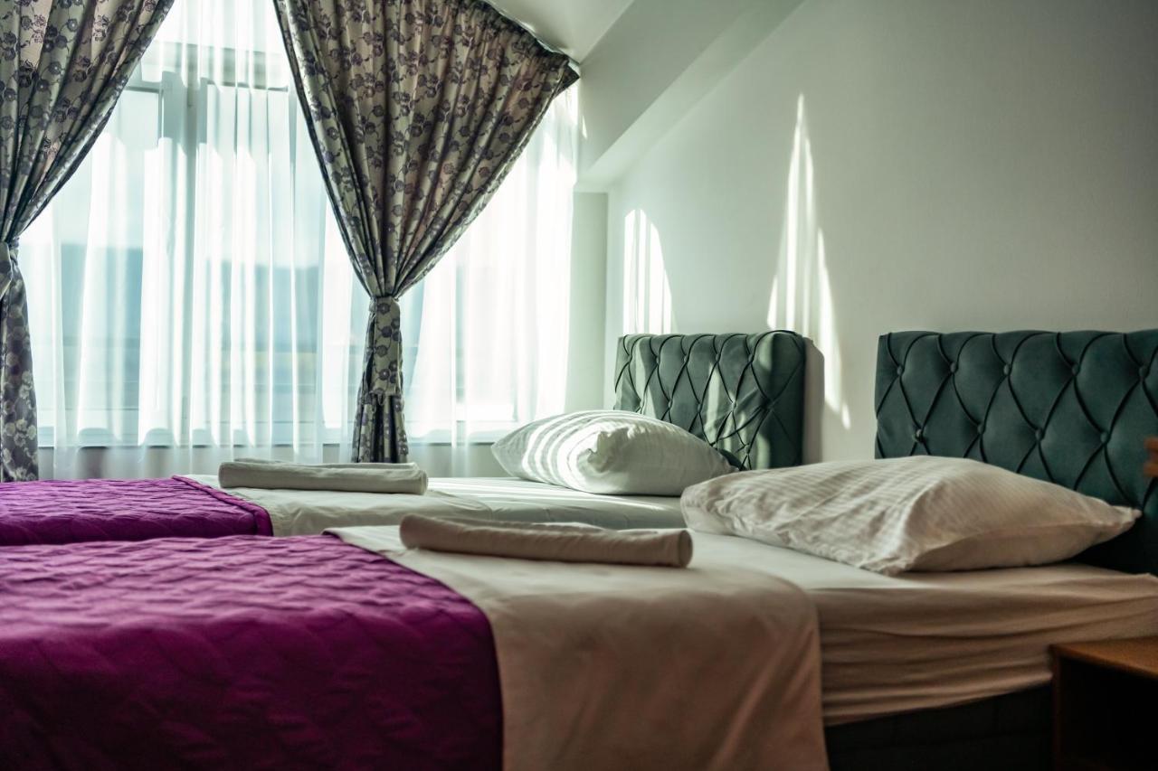 Hotel Oasis Gnojnice Kültér fotó