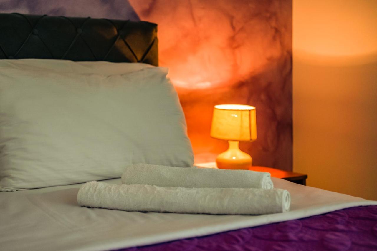 Hotel Oasis Gnojnice Kültér fotó