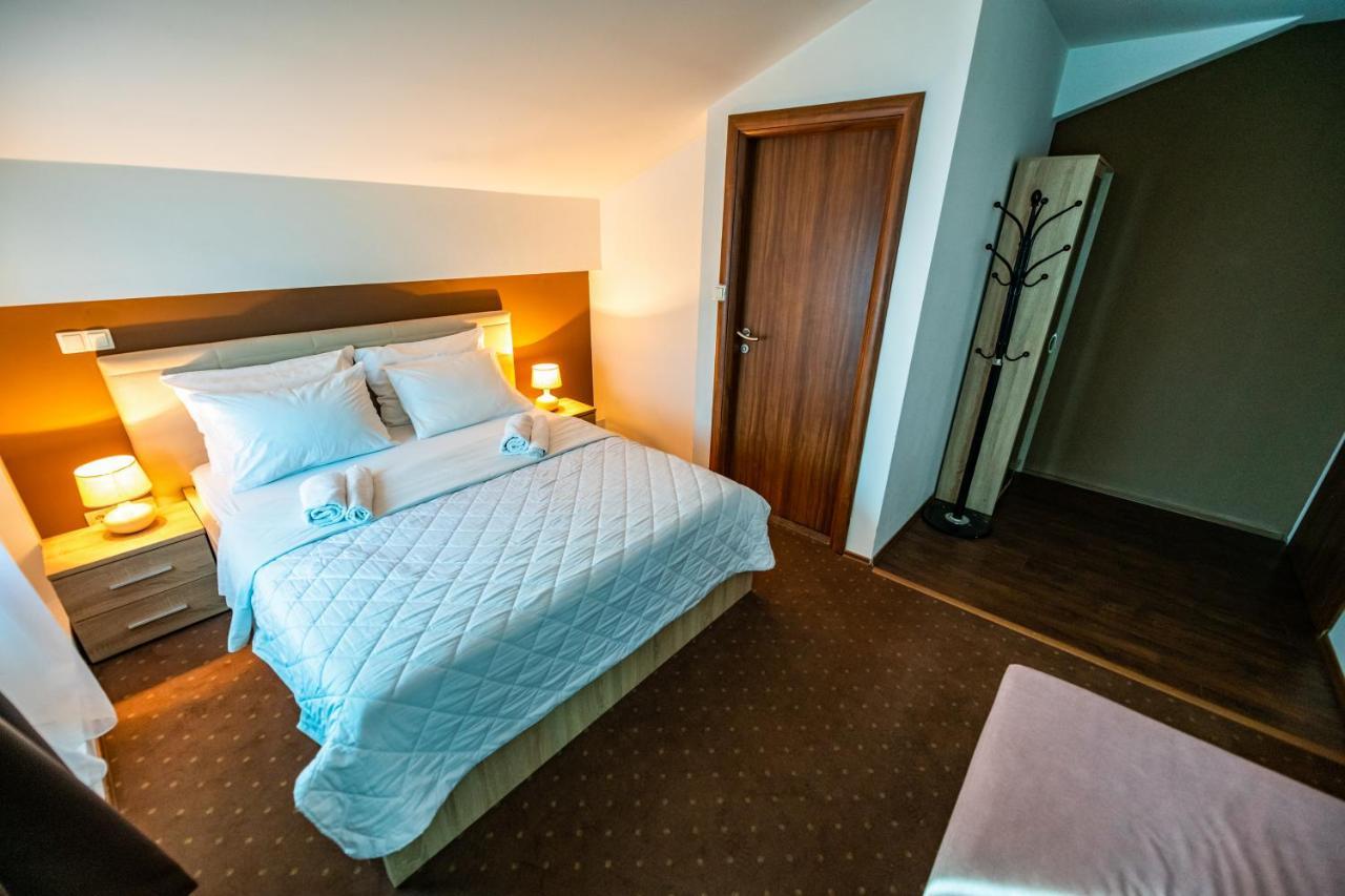 Hotel Oasis Gnojnice Kültér fotó