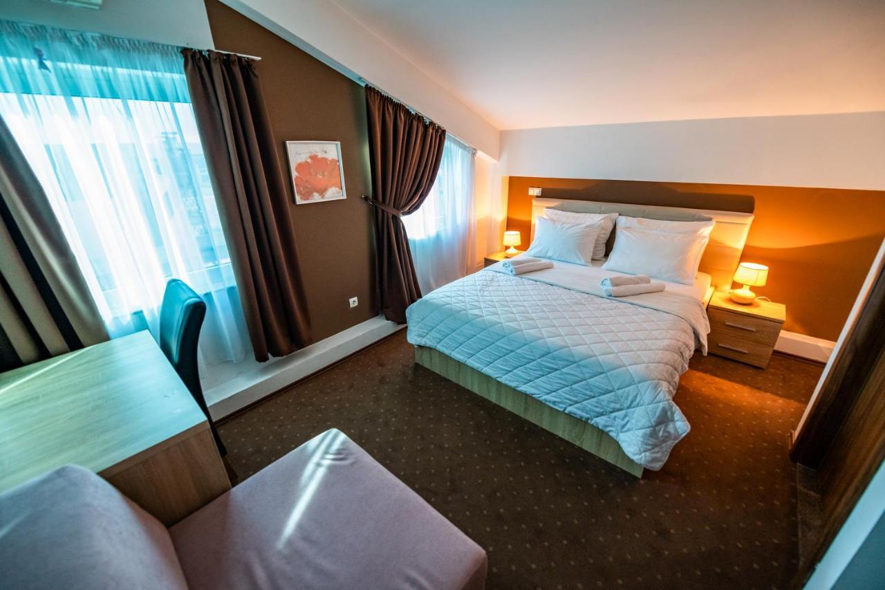 Hotel Oasis Gnojnice Kültér fotó