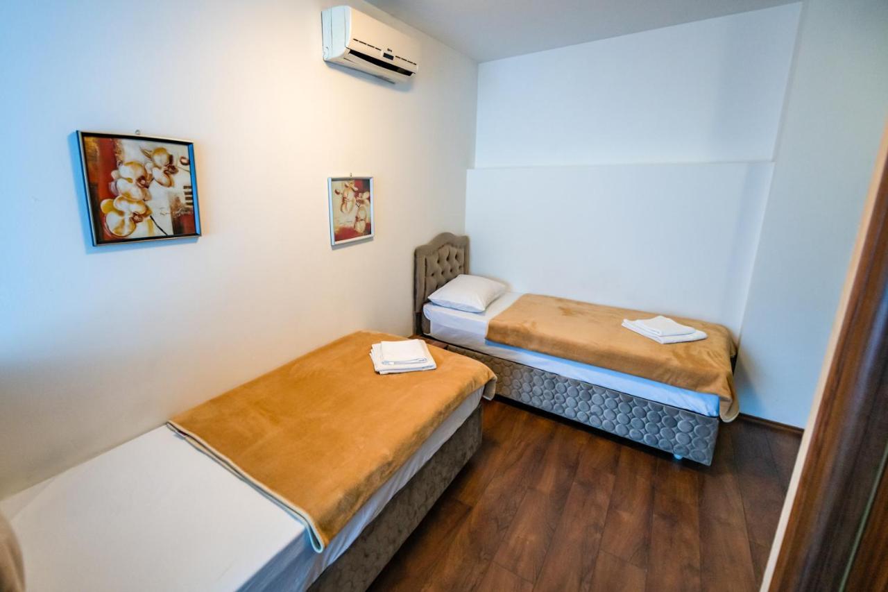Hotel Oasis Gnojnice Kültér fotó