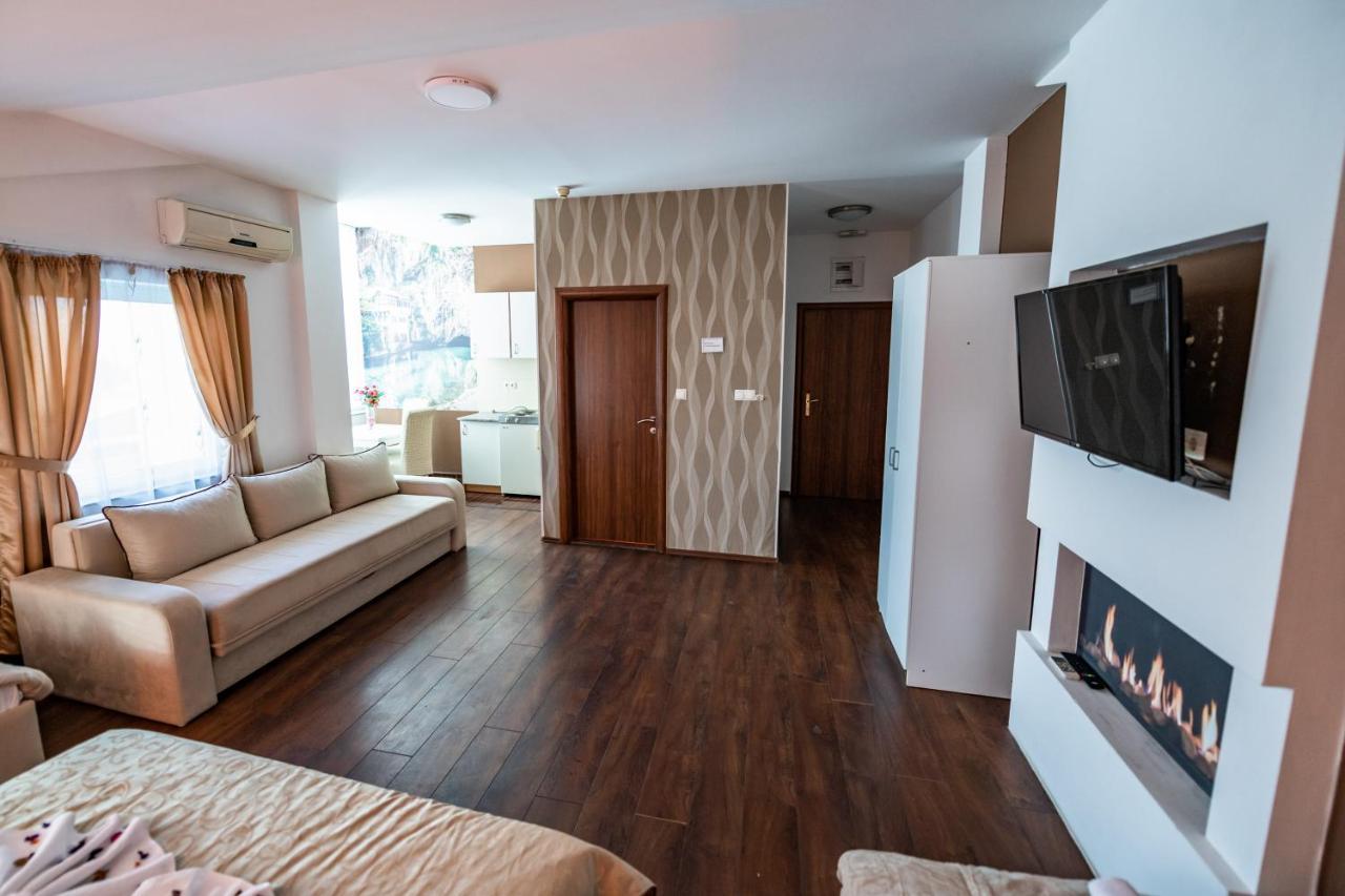 Hotel Oasis Gnojnice Kültér fotó